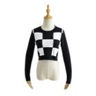 Long-sleeve Checkered Cropped Knit Top
