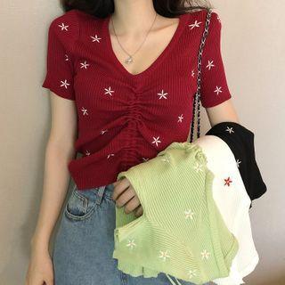 Short-sleeve Star Embroidered Knit Top