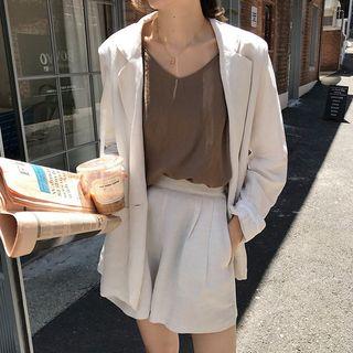 V-neck Camisole Top / Blazer / Elastic Waist Shorts
