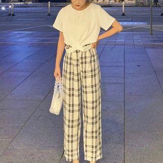 Cutout Short Sleeve T-shirt / Plaid Pants