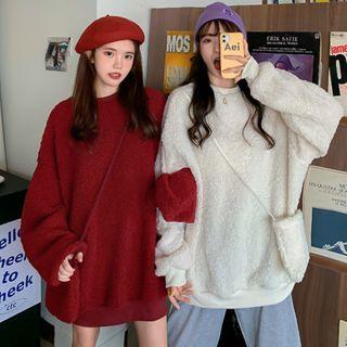 Set: Plain Fleece Sweatshirt + Mini Crossbody Bag