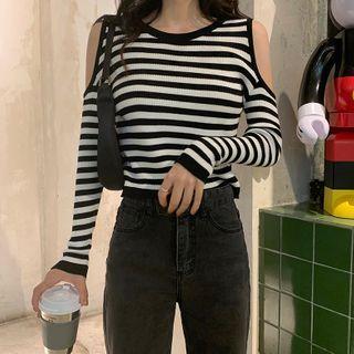Cold-shoulder Long-sleeve Cropped Knit Top