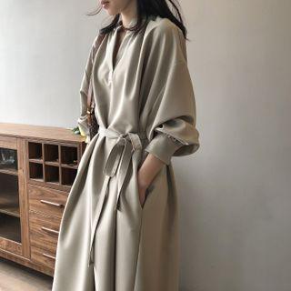 Lantern-sleeve Plain Midi Shift Dress