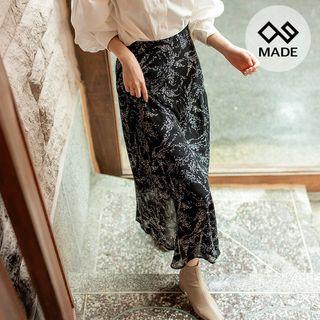 Plus Size Patterned Chiffon Skirt