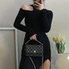 Long-sleeve Cold-shoulder Slit Knit Midi Sheath Dress Black - One Size