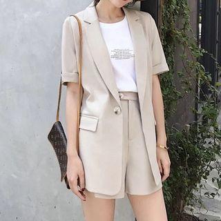 Set: Short-sleeve Blazer + Shorts