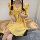 Frilled Loose-fit Short-sleeve Dress