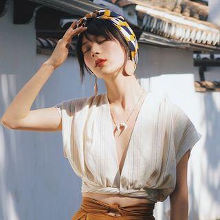 Cap-sleeve Open-front Twisted Cropped Top