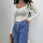 U-neck Overlock-stitched Crop Top