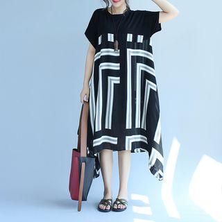 Short-sleeve Oversized Panel Dress