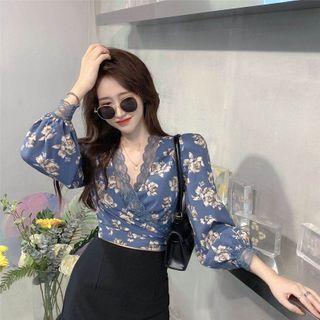 Lantern-sleeve V-neck Floral Lace Trim Blouse Blue - One Size