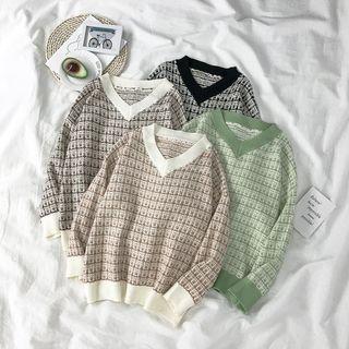 V-neck Plaid Long-sleeve Sweater
