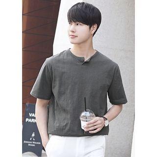 Slit-neck Loose-fit T-shirt