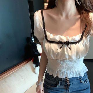 Contrast Trim Short-sleeve Shirred Cropped Blouse