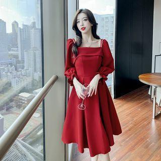 Lantern-sleeve Cold-shoulder A-line Cocktail Dress