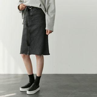 Frey-hem Denim Skirt With Belt