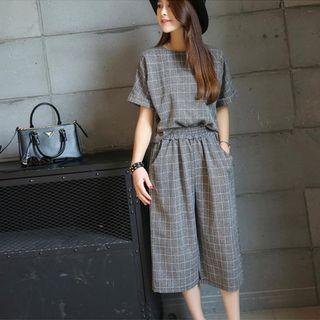 Set: Short-sleeve Plaid Top + Cropped Wide Leg Pants