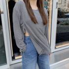 Deep-slit Side Stripe T-shirt