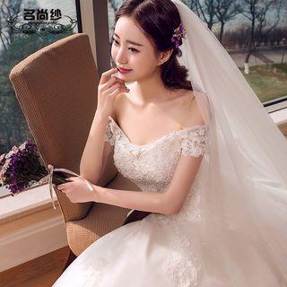 Off-shoulder Lace Trained Wedding Ball Gown