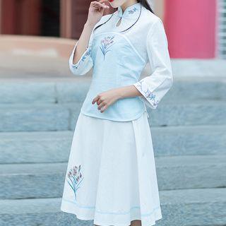 Embroidered 3/4-sleeve Hanfu Top / Midi Skirt