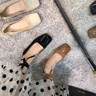 Square Toe Tie-ankle Flats