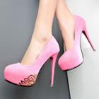 Flower Velvet Pumps