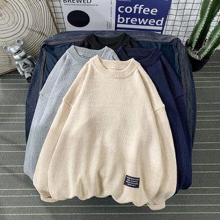 Round Neck Applique Oversized Sweater