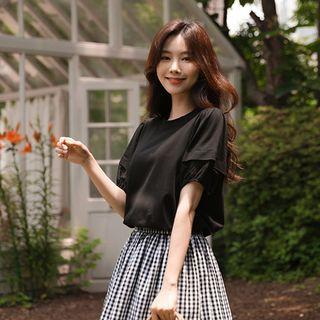 Puff-sleeve Lace-panel T-shirt