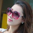 Butterfly-accent Sunglasses