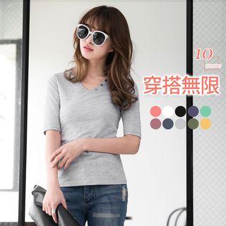 Short Sleeve Buttoned V-neck T-shirt