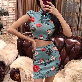 Set: Floral Short-sleeve Top + Pencil Skirt