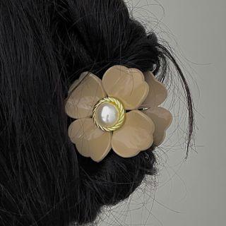 Flower Faux Pearl Hair Clamp 2387a - Khaki - One Size