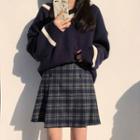 Plaid Mini Skirt / V-neck Sweater
