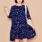 Elbow-sleeve Pleated-hem Pattern Dress