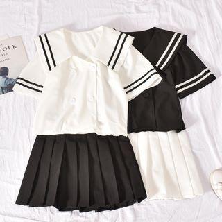 Short-sleeve Sailor Collar Shirt / Pleated A-line Skirt