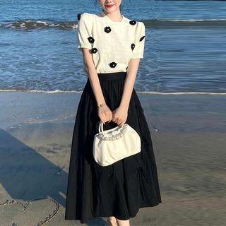 Short-sleeve Knit Top / Midi A-line Skirt / Set