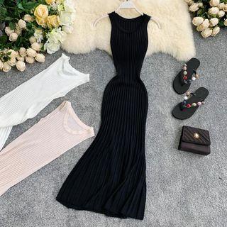 Ribbed Sleeveless Midi Knitted Dress