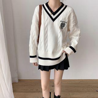 V-neck Contrast Trim Embroidered Cable Knit Sweater
