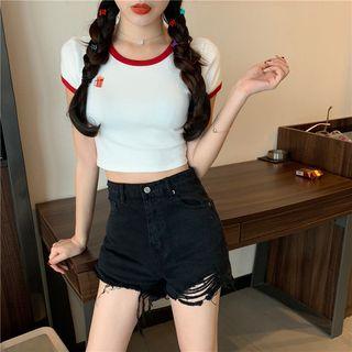 Short-sleeve Graphic Cropped T-shirt