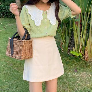Short-sleeve Textured Contrast Collar Buttoned Top