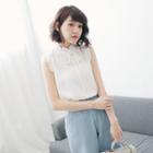 Sleeveless Frilled Blouse
