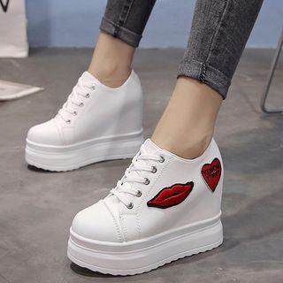 Lip Applique Lace Up Hidden Wedge Platform Sneakers