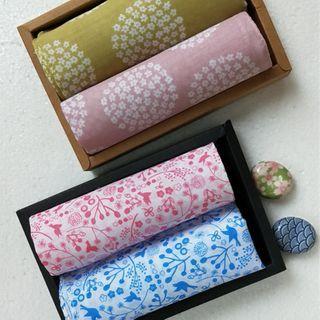 Set Of 2: Floral Print Handkerchief