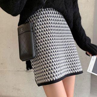 Mini Patterned Knit Skirt