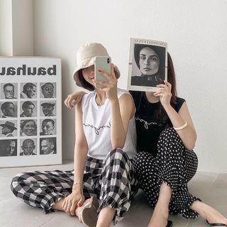 Bonjour Printed Slit-side Tank Top