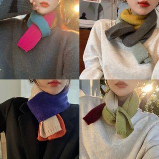 Colorblock Knit Scarf