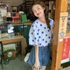 Elbow-sleeve Dotted T-shirt White - One Size