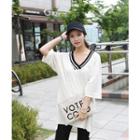 Contrast V-neck Cotton T-shirt