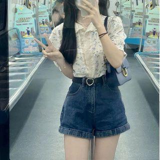 Puff-sleeve Floral Print Shirt / Denim Shorts / Belt / Set