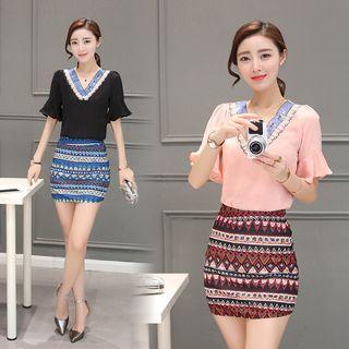 Set : V-neck Frill Sleeve Top + Patterned Skirt